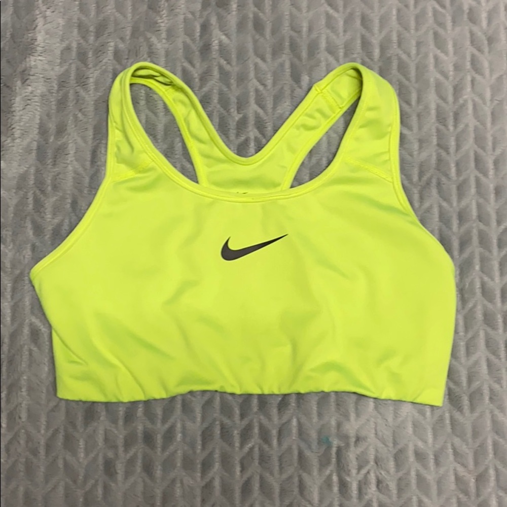 Nike drifit sports bra